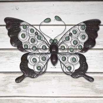 Motyl z ozdobami